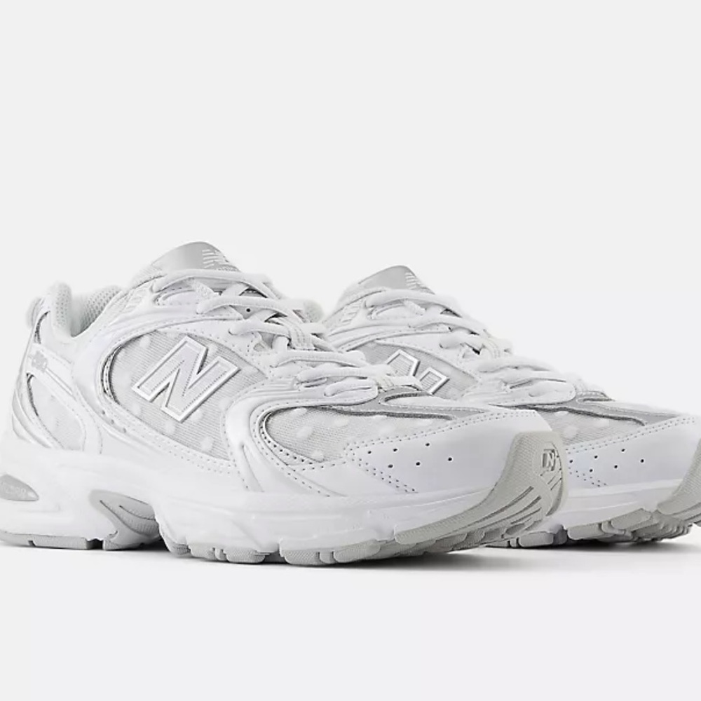 New Balance 530 white polka dots